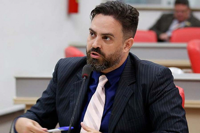 Deputado federal Léo Moraes critica reajuste da Petrobras nos preços da gasolina e gás de cozinha - News Rondônia