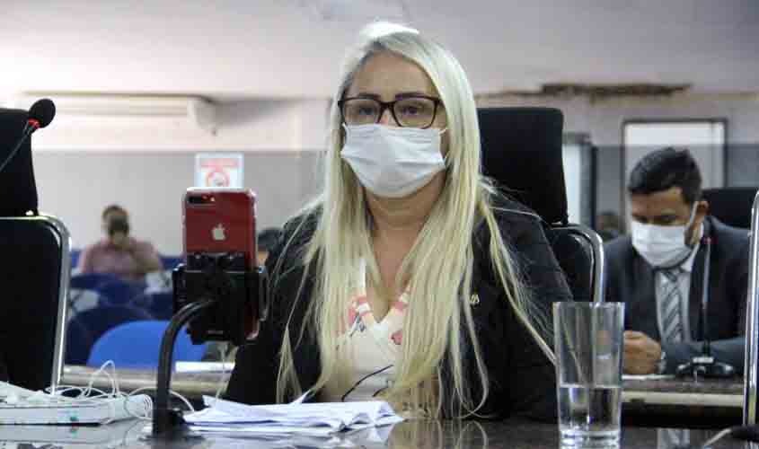 Projeto de Lei de autoria da vereadora Márcia Socorristas Animais que beneficia Mulheres Vítimas de Violência Doméstica foi Aprovado - News Rondônia