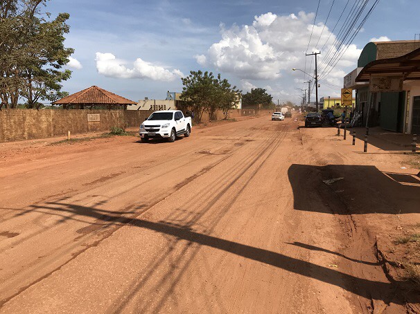 CANSADA DE ESPERAR  VEREADORA ADA DANTAS MOVE AÇÃO JUDICIAL PARA FORÇAR A PREFEITURA ASFALTAR A RUA PETROLINA - News Rondônia