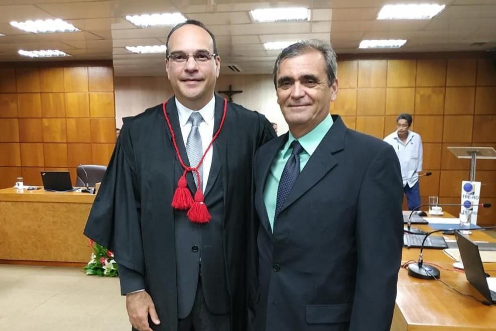 CHIQUINHO DA EMATER PRESTIGIA POSSE DE NOVO JUIZ DO TRE-RO - News Rondônia