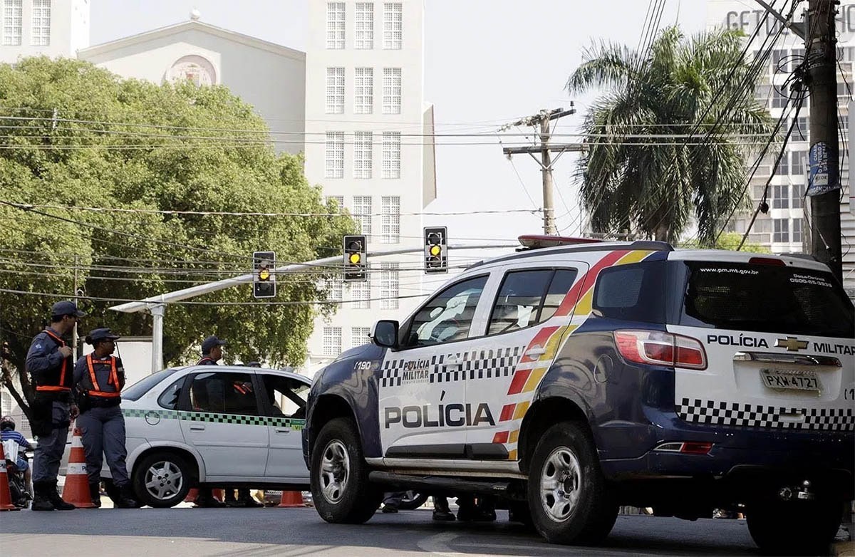 BANDIDOS SEQUESTRAM FAMÍLIA INTEIRA E LEVAM PARA OUTRA CIDADE - News Rondônia