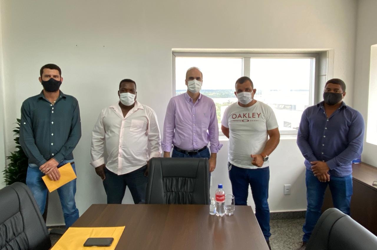 Deputado Alan Queiroz recebe comissão de vereadores de Parecis e se compromete em ajudar em suas reivindicações - News Rondônia