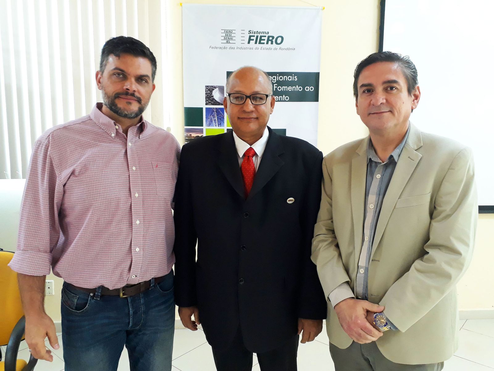FECOMÉRCIO PRESTIGIA POSSE DO PRESIDENTE DO SINDIPAN-RO - News Rondônia