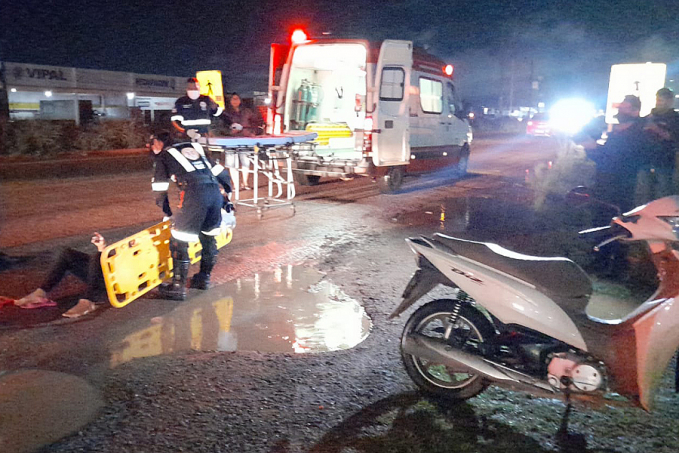 GRAVE: Motociclista cai em buraco na BR-364 e lesiona o rosto - News Rondônia