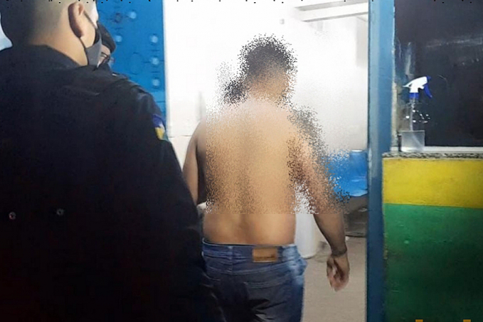 URGENTE: Vítima é esfaqueada por dupla em moto ao sacar 5 mil reais em Porto Velho - News Rondônia
