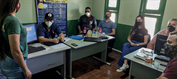 Ouvidoria da Sedam orienta servidores do distrito de Extrema para a utilização da plataforma Fala.BR - News Rondônia