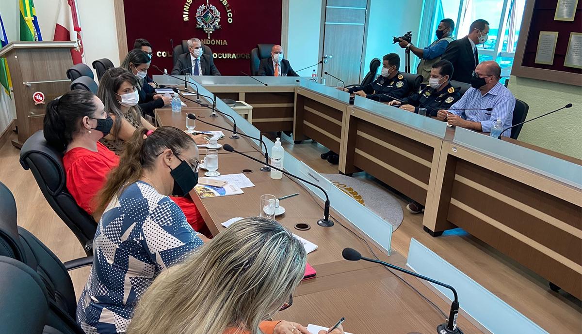 MPRO mantém mediação em negociações entre Governo do Estado, entidades representativas e movimento de esposas de PMs - News Rondônia