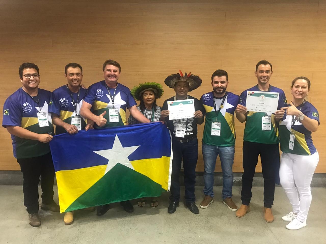 CAFEICULTORES DE RONDÔNIA FICAM ENTRE OS TRÊS MELHORES NO CONCURSO NACIONAL DE CAFÉ - News Rondônia