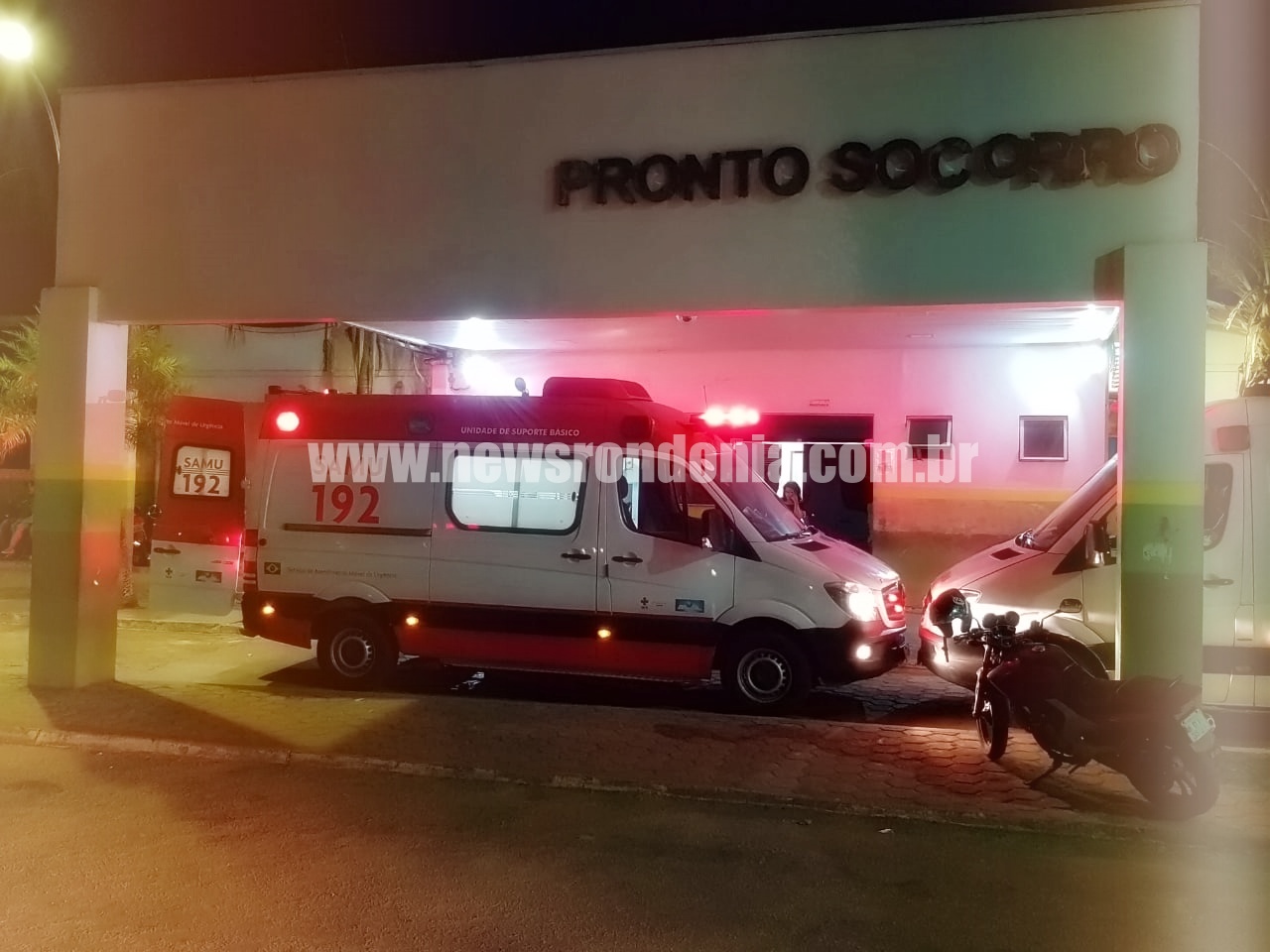 APÓS AMBULÂNCIAS FICAREM PARADAS DEVIDO A FALTA DE MACAS, SESAU TROCA MACAS POR POLTRONAS EM ALA DO JOÃO PAULO II - News Rondônia