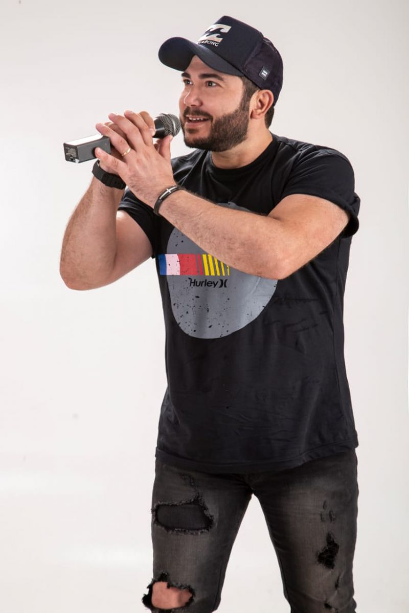 MUSICA NOVA : CORAÇÃO NO ÁLCOOL - NOVO SUCESSO DE LÉO FERNANDES - News Rondônia
