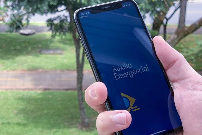 Auxílio emergencial pode ficar para abril, diz Guedes - News Rondônia