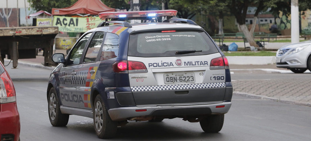 MOTORISTA AMEAÇA FILHO E NORA GRÁVIDA, ATIRA NA EX-ESPOSA, MAS A ARMA FALHA - News Rondônia