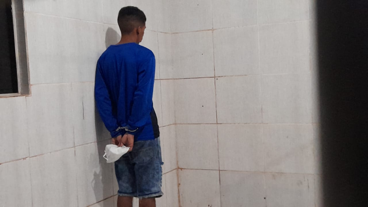 NÃO FUI EU: Suspeito é preso com moto roubada em residência no Socialista - News Rondônia