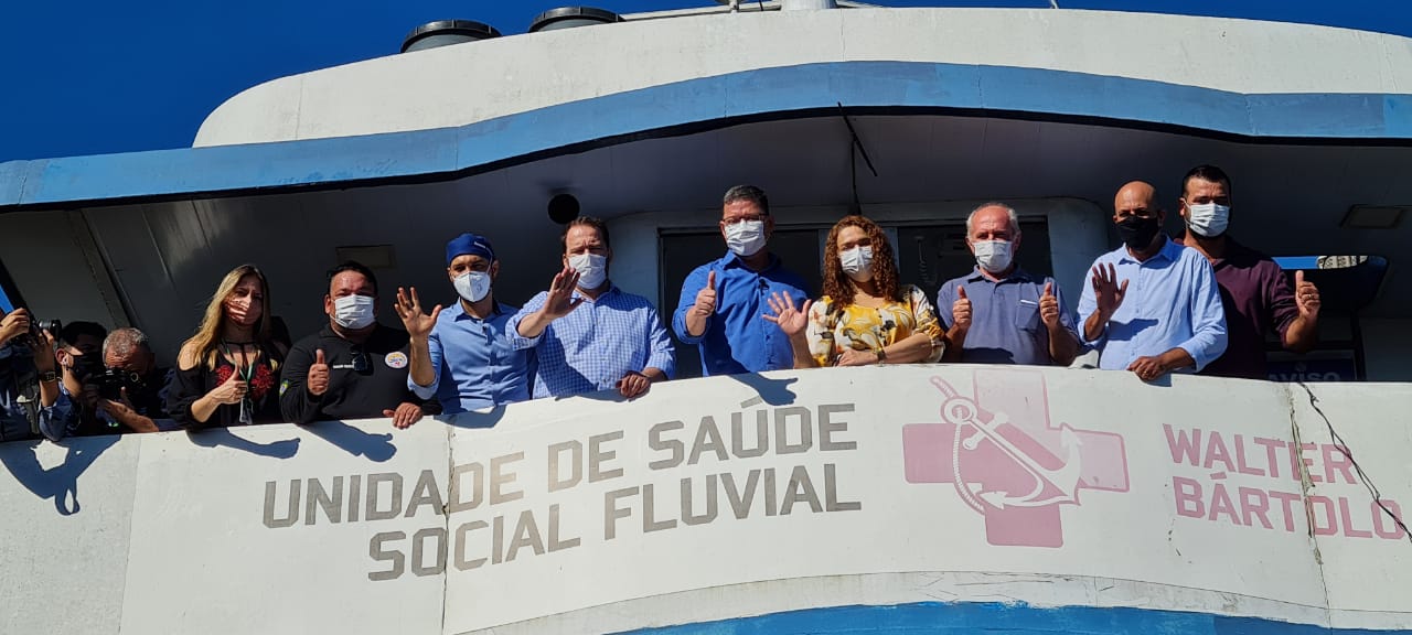 Presidente Alex Redano acompanha serviços do barco Hospital Walter Bártolo, em Costa Marques - News Rondônia