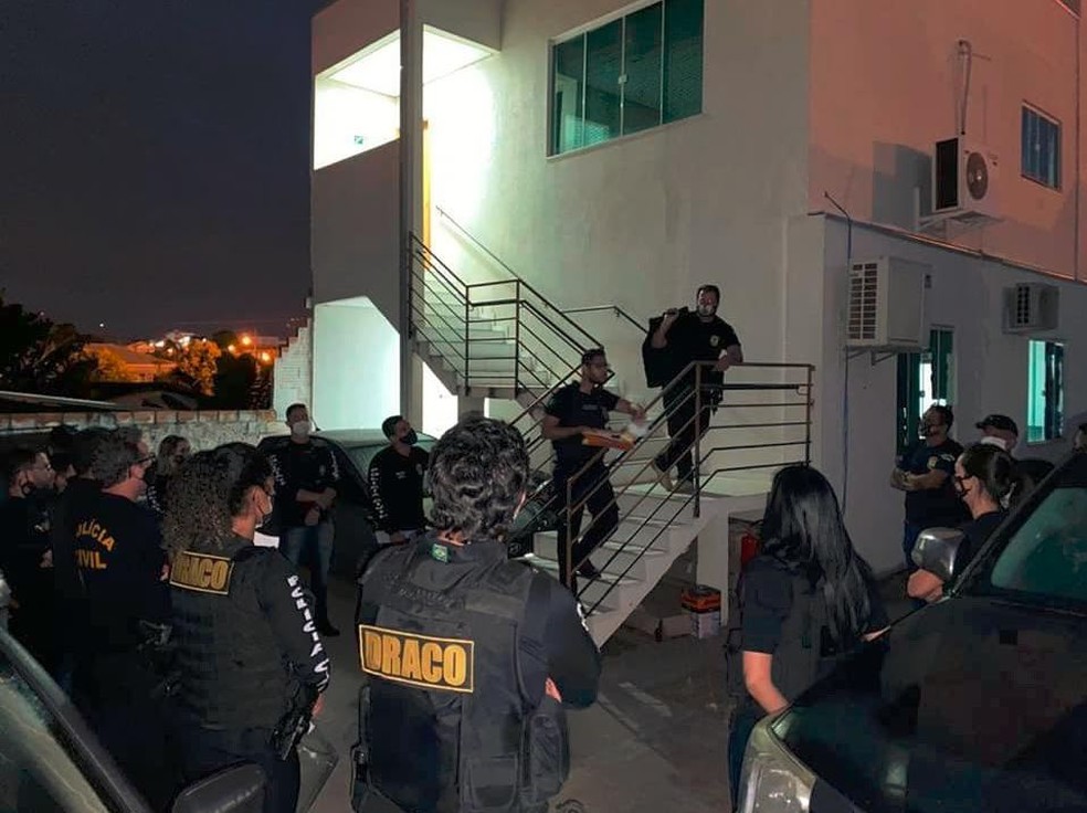 OPERAÇÃO LOCKDOWN: POLÍCIA CIVIL PRENDE FORAGIDOS QUE SOLICITARAM AUXÍLIO EMERGENCIAL - News Rondônia