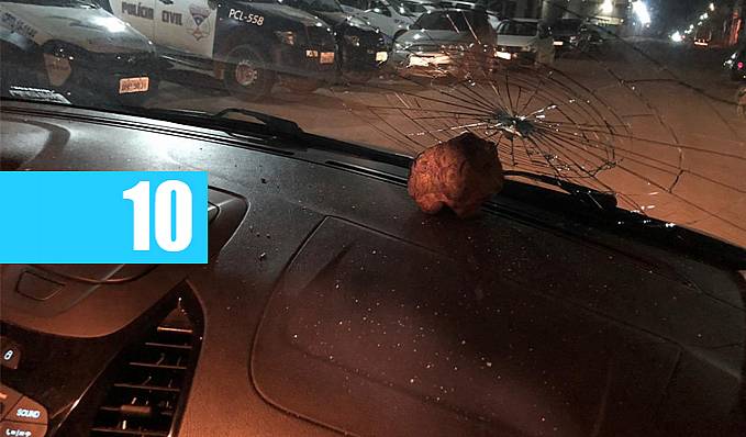 Morador de rua é preso em flagrante após atacar carros com pedradas na capital - News Rondônia