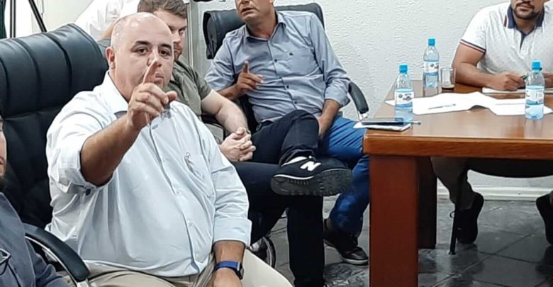 FORA ENERGISA - REUNIÃO EM VILHENA FOI UM FIASCO E DIRETOR PRESIDENTE FOGE DA IMPRENSA COMO O DIABO FOGE DA CRUZ - News Rondônia