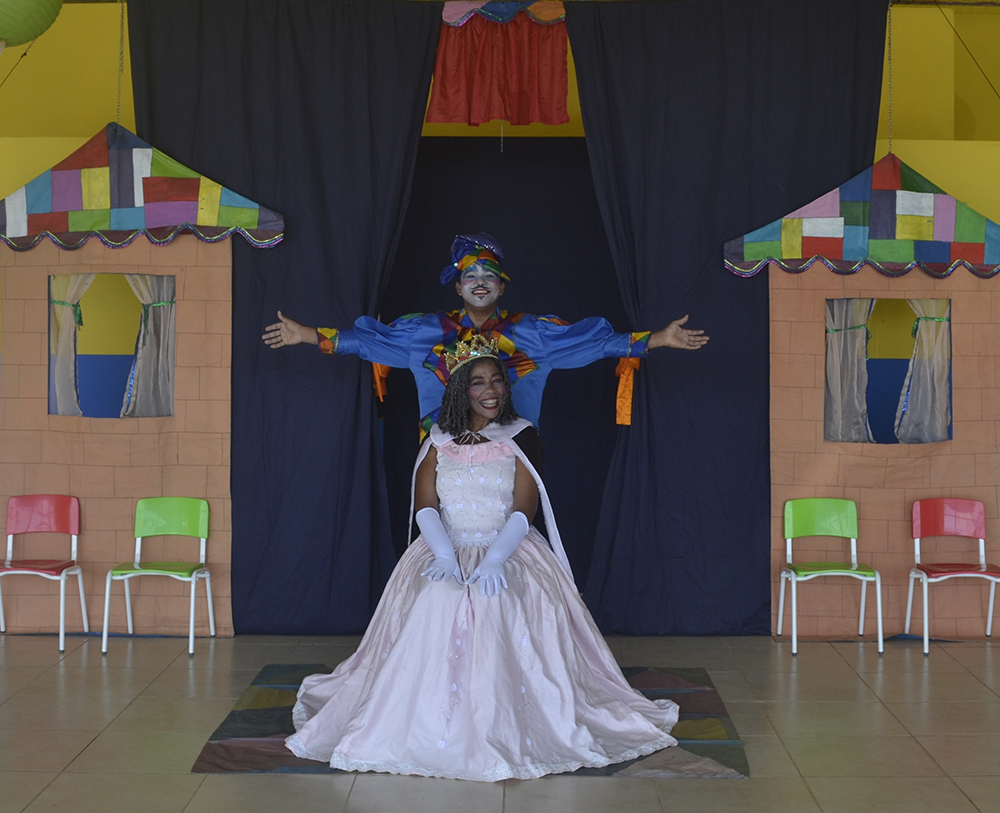 MAIS QUATRO ESCOLAS RECEBEM PROJETO DE TEATRO - News Rondônia
