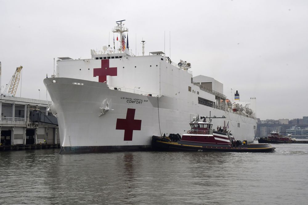 UM NAVIO-HOSPITAL COM MIL LEITOS E 12 SALAS DE CIRURGIA CHEGA A NOVA YORK - News Rondônia