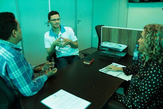 CONTRA O DESPERDÍCIO: ESTUDO DE VIABILIDADE PARA EFICIÊNCIA ENERGÉTICA COMEÇA POR HOSPITAIS E PELO IML - News Rondônia