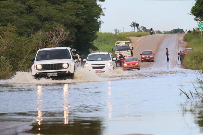 CHEIA DEVE ATINGIR MAIS DE QUATRO MIL FAMÍLIAS - News Rondônia