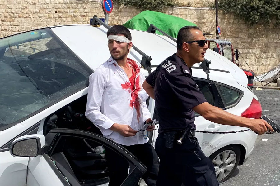 Novos confrontos deixam centenas de feridos em Jerusalém - News Rondônia