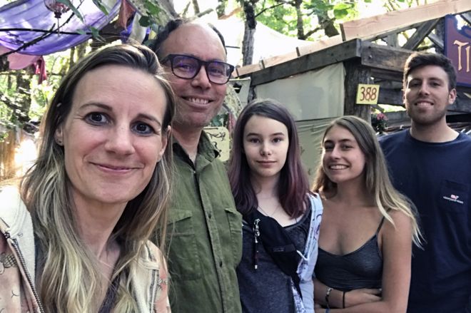 DOZE ANOS APÓS INSEMINAÇÃO, MULHER CONHECE DOADOR E SE APAIXONA - News Rondônia