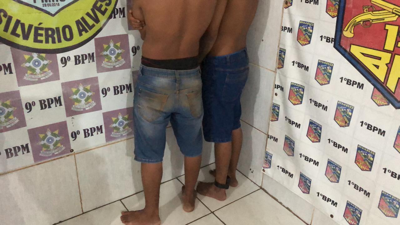 Polícia detém dois suspeitos com fuzil e munições em invasão da zona leste - News Rondônia