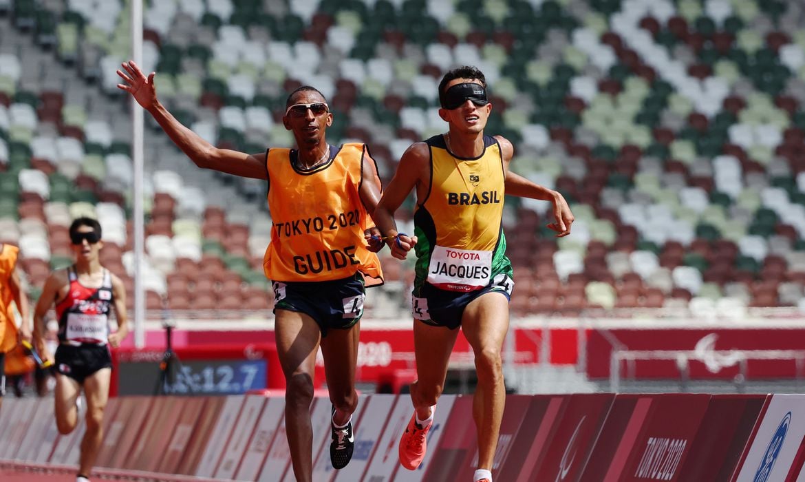 Paralimpíada: Yeltsin Jacques é ouro nos 5000 m da classe T11 - News Rondônia