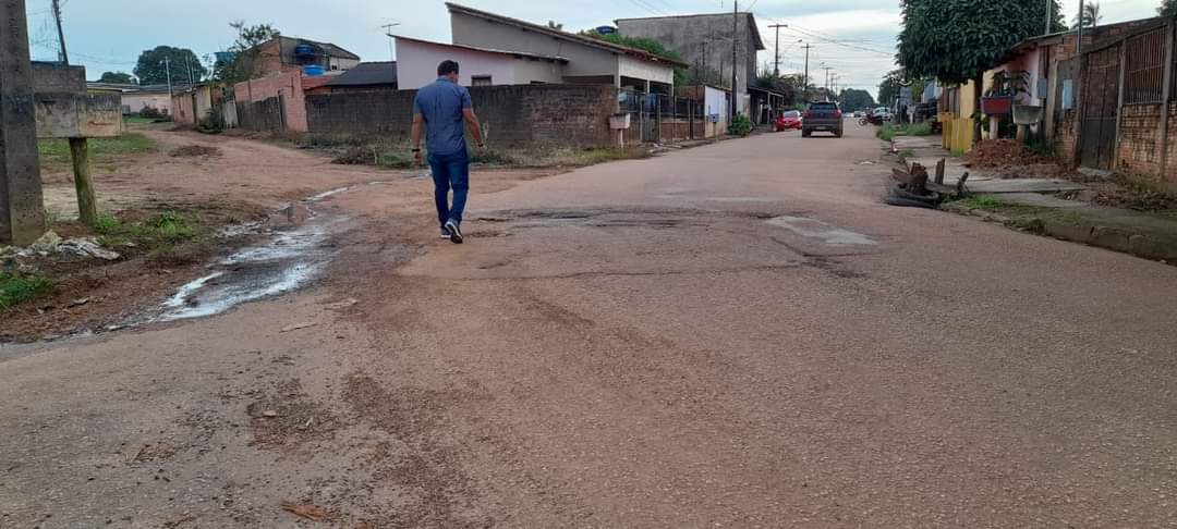 Edimilson Dourado visita o bairro Castanheira para ouvir as demandas dos moradores - News Rondônia