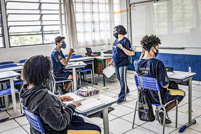 Professores das escolas estaduais anunciam greve a partir de segunda contra a volta às aulas presenciais - News Rondônia