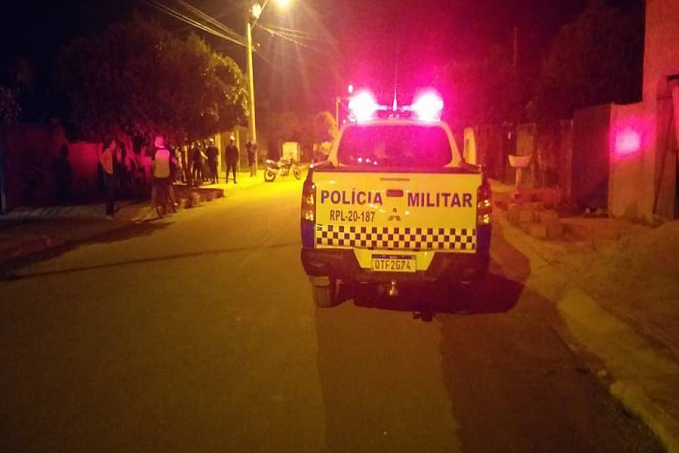 Vou encontrar vocês de folga, seus vermes filhos da p..., diz rapaz de 18 anos ao ameaçar policiais e ser preso junto com amigo - News Rondônia
