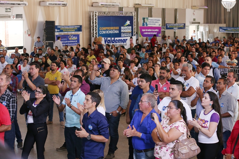 PRÉ-CONVENÇÃO DO PSDB, DEM E PSD REÚNE MILHARES EM JI-PARANÁ - News Rondônia
