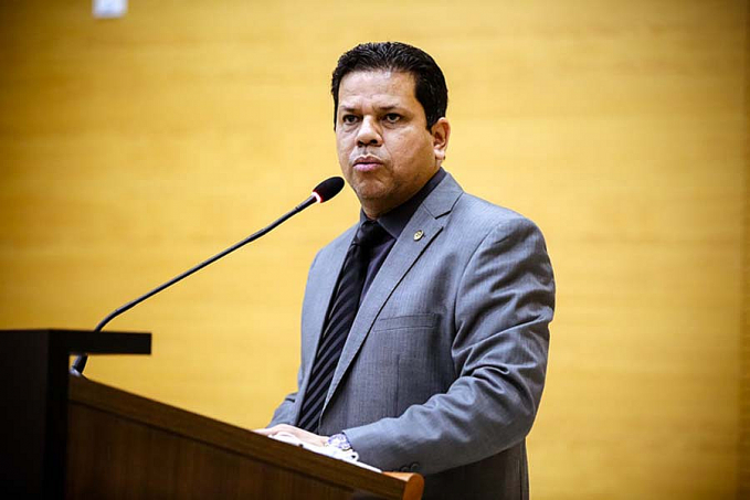 Deputado Jair Montes pediu e Governo do Estado prorroga o auxílio Amparo - News Rondônia