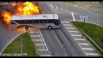Grave acidente envolvendo carro, caminhão e ônibus deixa um morto - Veja Vídeo - News Rondônia