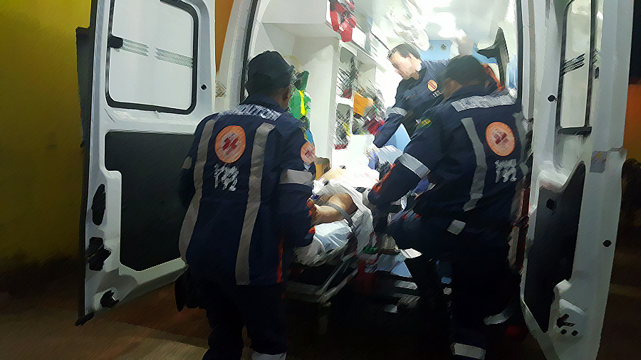 ATUALIZADA  HOMEM É BALEADO APÓS CHEGAR EM CASA E TENTAR AGREDIR FAMILIARES - News Rondônia