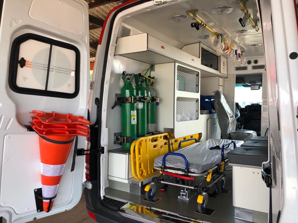 SAÚDE: PREFEITURA ENTREGA AO SAMU DUAS AMBULÂNCIAS PARA REFORÇAR O ATENDIMENTO À POPULAÇÃO - News Rondônia