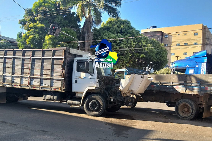 Colisão entre caminhões é registrado na manhã deste sábado, na Av. Maringá - News Rondônia