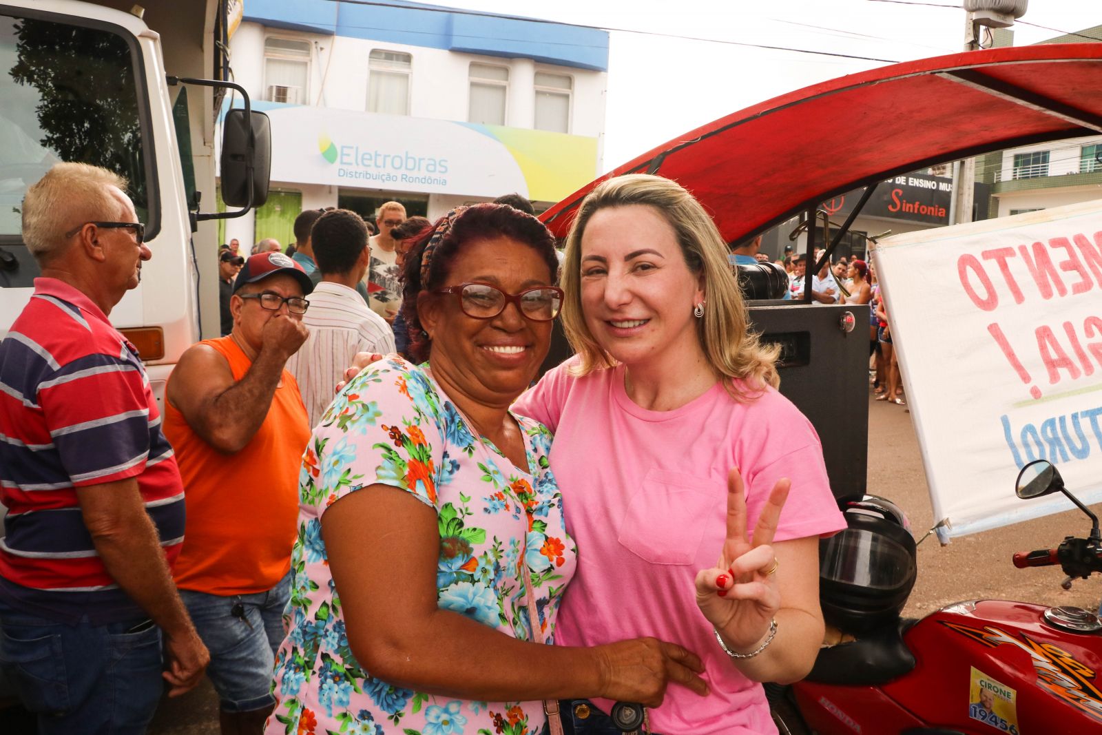 DEPUTADA FEDERAL JAQUELINE CASSOL DEFENDE A REDUÇÃO NA TARIFA DE ENERGIA EM RONDÔNIA - News Rondônia