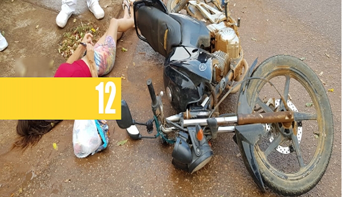 JOVEM INABILITADO SOFRE QUEDA DE MOTO APÓS FREAR E PNEU CARECA DERRAPAR NO ASLFATO - News Rondônia