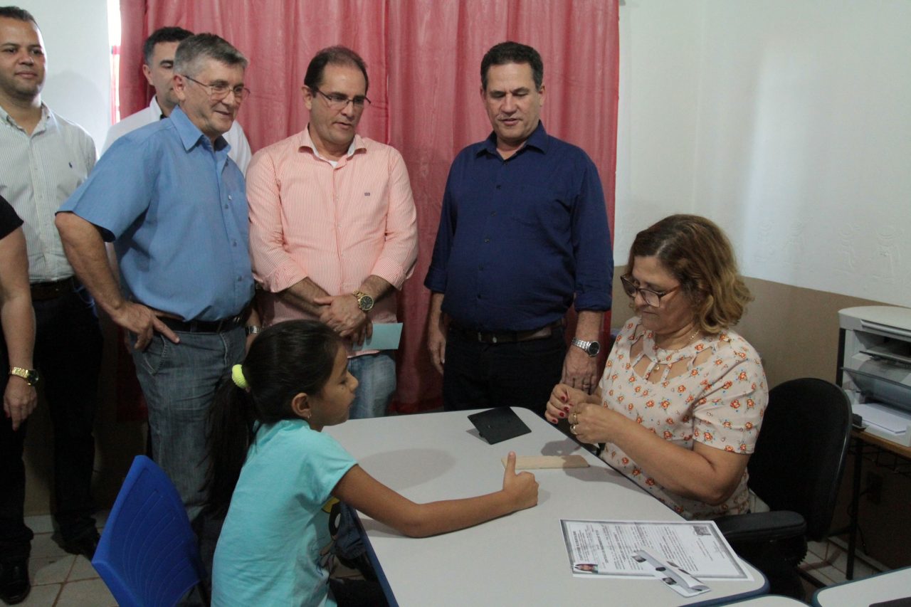 MINISTRO ANDREAZZA E ESPIGÃO DO OESTE INSTALAM POSTOS DE IDENTIFICAÇÃO; SERVIÇO HUMANIZADO É OFERECIDO EM 45 MUNICÍPIOS - News Rondônia