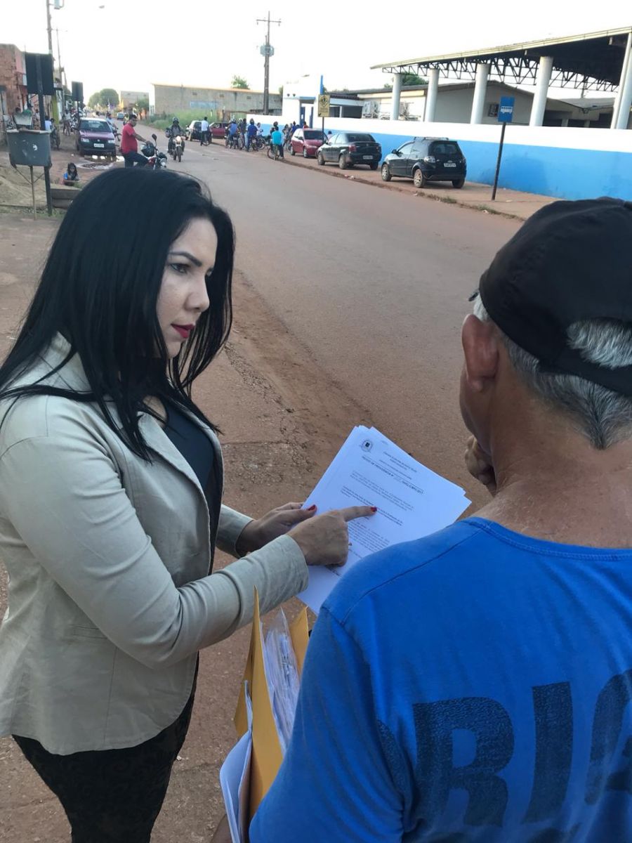 CRISTIANE LOPES SOLICITA QUEBRA-MOLAS EM FRENTE A ESCOLA FLAMBOYANT - News Rondônia