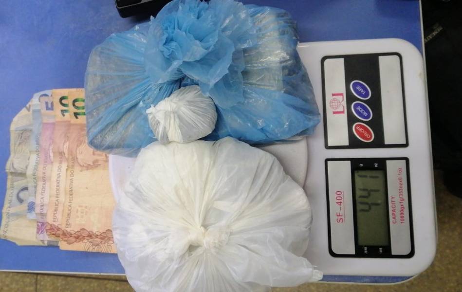Homem é preso e duas adolescentes apreendidas comercializando drogas; Conselho Tutelar é acionado - News Rondônia