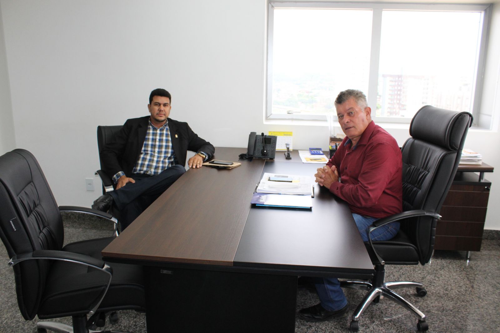 Deputado Edson Martins recebe vereador reeleito de Teixeirópolis - News Rondônia