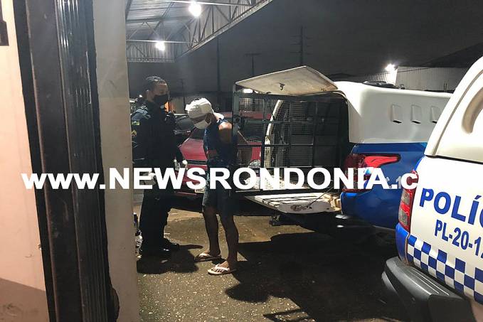 MANÍACO: Jovem é brutalmente espancado pela população após invadir casa e mostrar a parte íntima para criança de 7 anos - News Rondônia