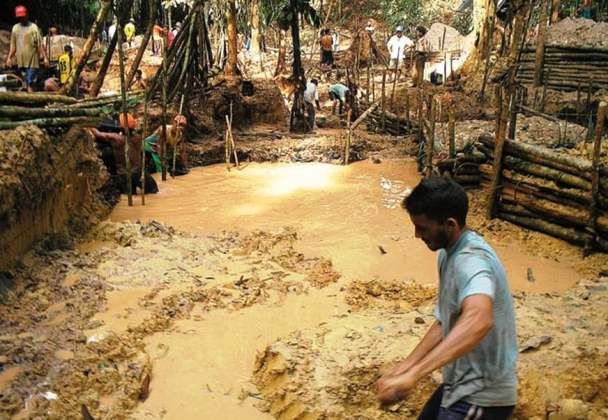 RIO MADEIRA SOFRE COM POLUIÇÃO DO GARIMPO DE OUTRO EM MINAS DE ALUVIÃO - News Rondônia