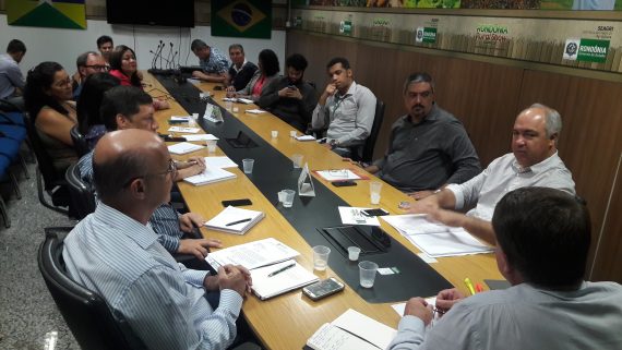 GOVERNO DE RONDÔNIA E MINISTÉRIO PÚBLICO DISCUTEM ESTRATÉGIAS DE COMBATE AO TRABALHO DE CRIANÇAS E ADOLESCENTES NO CAMPO - News Rondônia