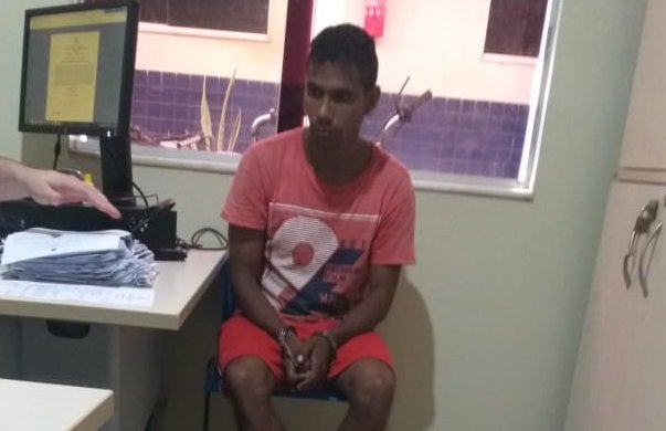 'STALONE' É PRESO APÓS SE MASTURBAR NO MEIO DE RODOVIA - News Rondônia
