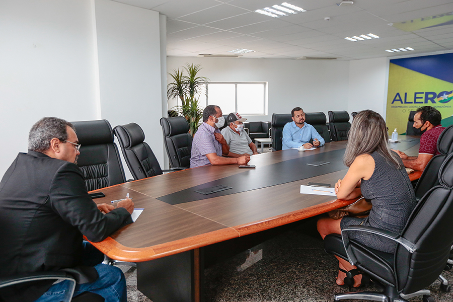 Produtores rurais de assentamentos de Ariquemes pedem emissão de DAP pela Emater - News Rondônia