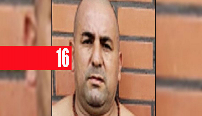 HOMEM QUE DEVIA DINHEIRO PARA AGIOTAS É EXECUTADO COM 5 TIROS NA PORTA DE CASA NA ZONA SUL DE MANAUS - News Rondônia